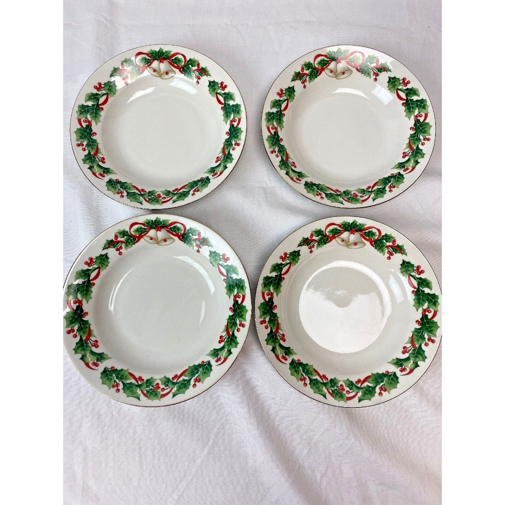 Set of 4 Sango Noel 1990 Red Green Holly Christmas Soup bowls 8"